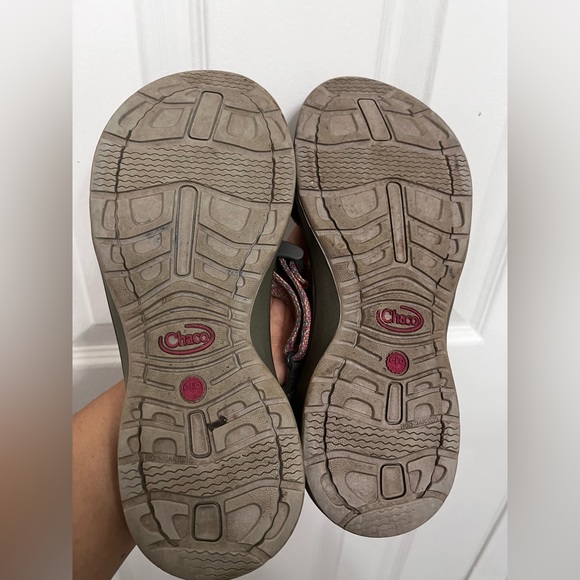 Womens chacos, pink size 6 - Picture 4 of 5